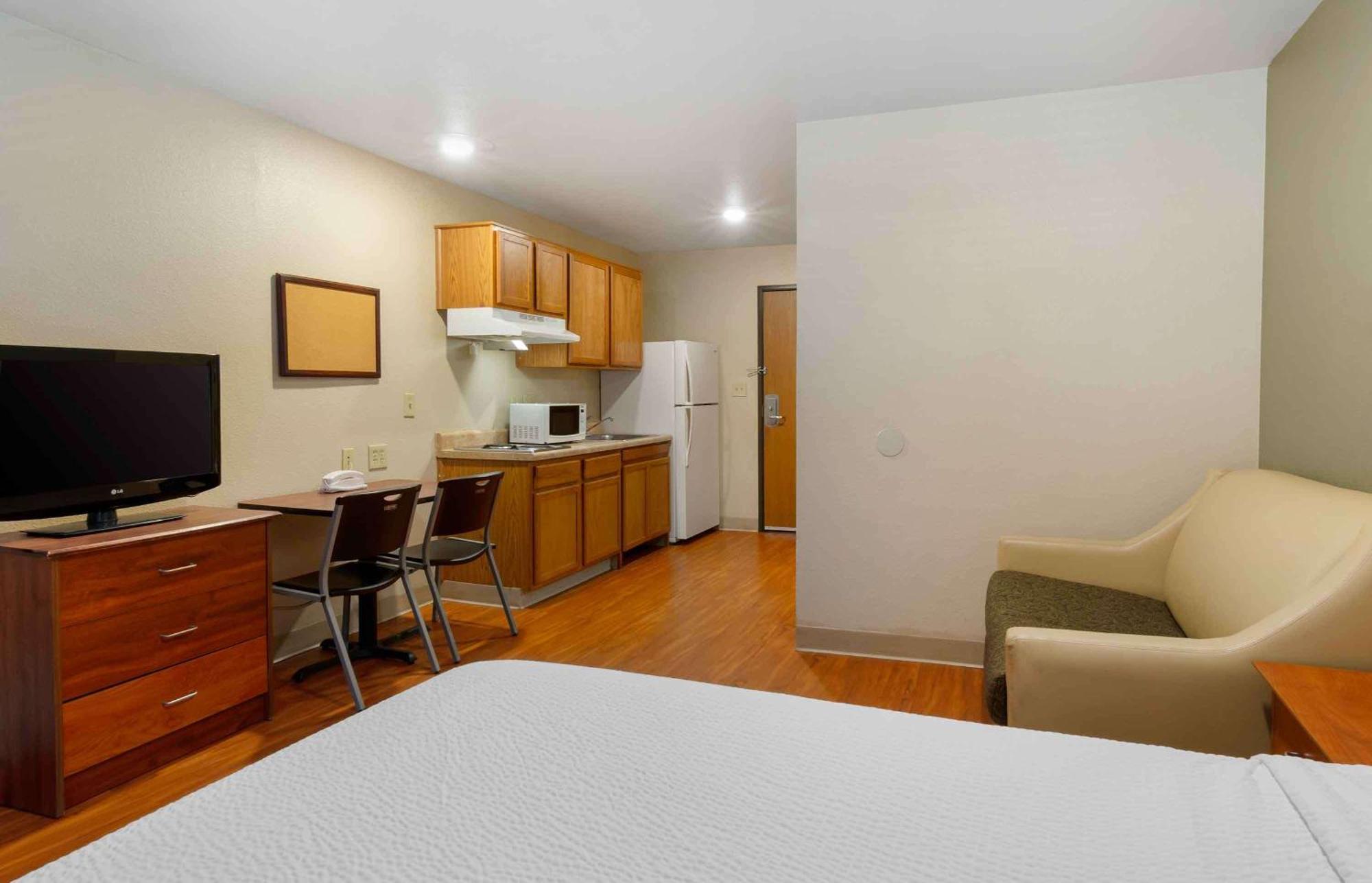 Extended Stay America Select Suites - Kansas City - South - I-49 Exterior foto