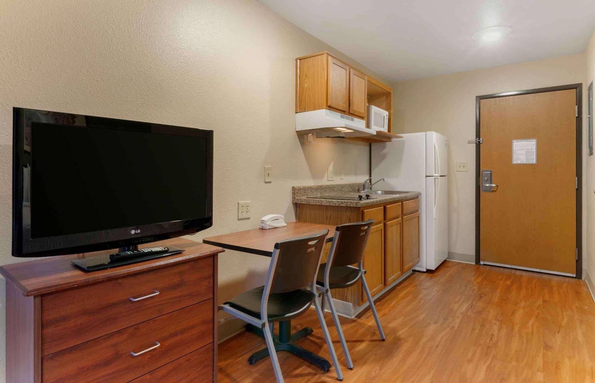 Extended Stay America Select Suites - Kansas City - South - I-49 Exterior foto